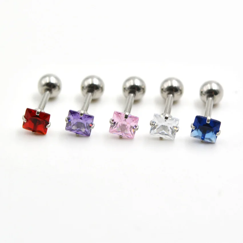 Edelstahl-Ohrstecker mit Schraubverschluss, 3 mm, quadratische Zirkonia, klassischer Stil, goldfarbene IP-Beschichtung, verblasst nicht leicht, allergiefrei. – Detail 4