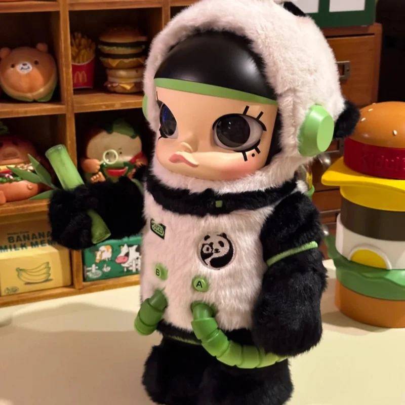 Hot Sale Molly Panda Space Molly 400% Palmer House Action Figure Cute Panda Molly Model Doll Ornament Toy Girl Festival Toy Gift