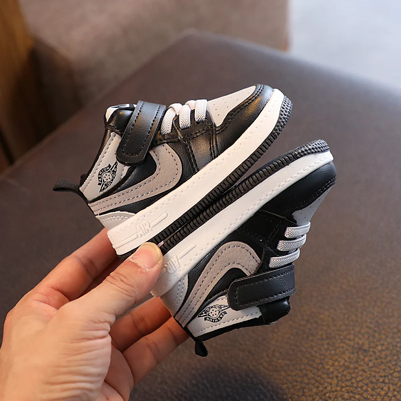 Help children's sports shoes boys and girls casual shoes 2024 autumn new anti-slip baby shoes toddler shoes