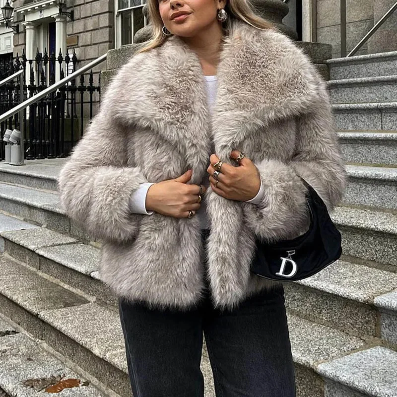 Faux Fur Cardigan Coat Women 2024 Winter Luxury Solid Long Sleeve Fashion Short Coats Lady Elegant Warm Thick Jackets Outerwear