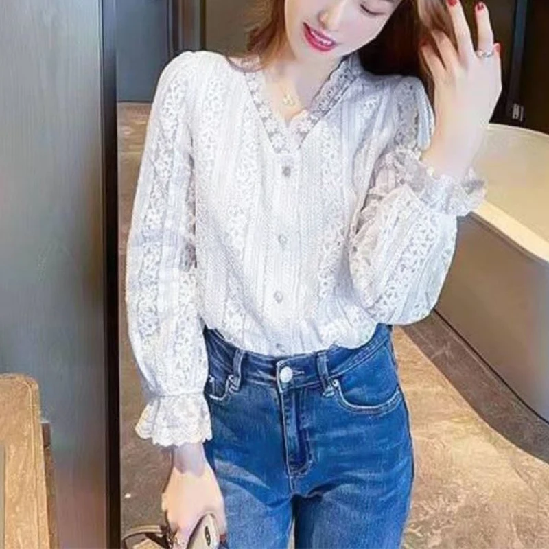 Spring Autumn Korean Style Elegant Fashion Solid V-neck Lace Shirt Top Women Long Sleeve All-match Buttons Blouse Femme Cardigan