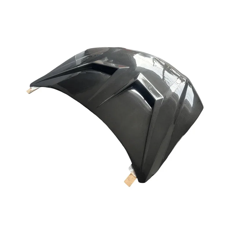 

1016 Style Carbon Fiber Hood for URUS Engine Bonnet