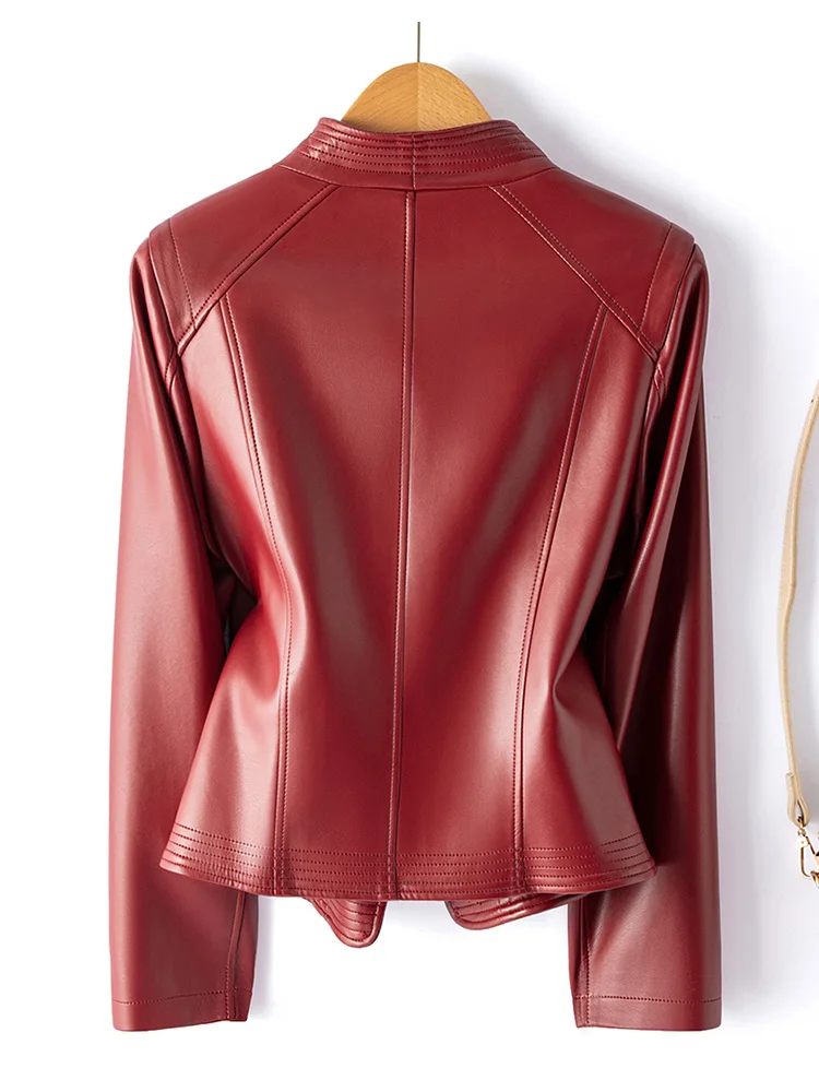 جديد نساء ربيع خريف جلد مقسم سترة موضة ياقة مطوية خصر نحيف سترة غير رسمية بساطة معطف جلدي قصير