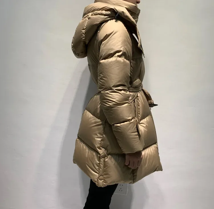 Doudoune pour femme de mode d'hiver, doudoune ajustée à capuche à lacets pour les déplacements domicile-travail