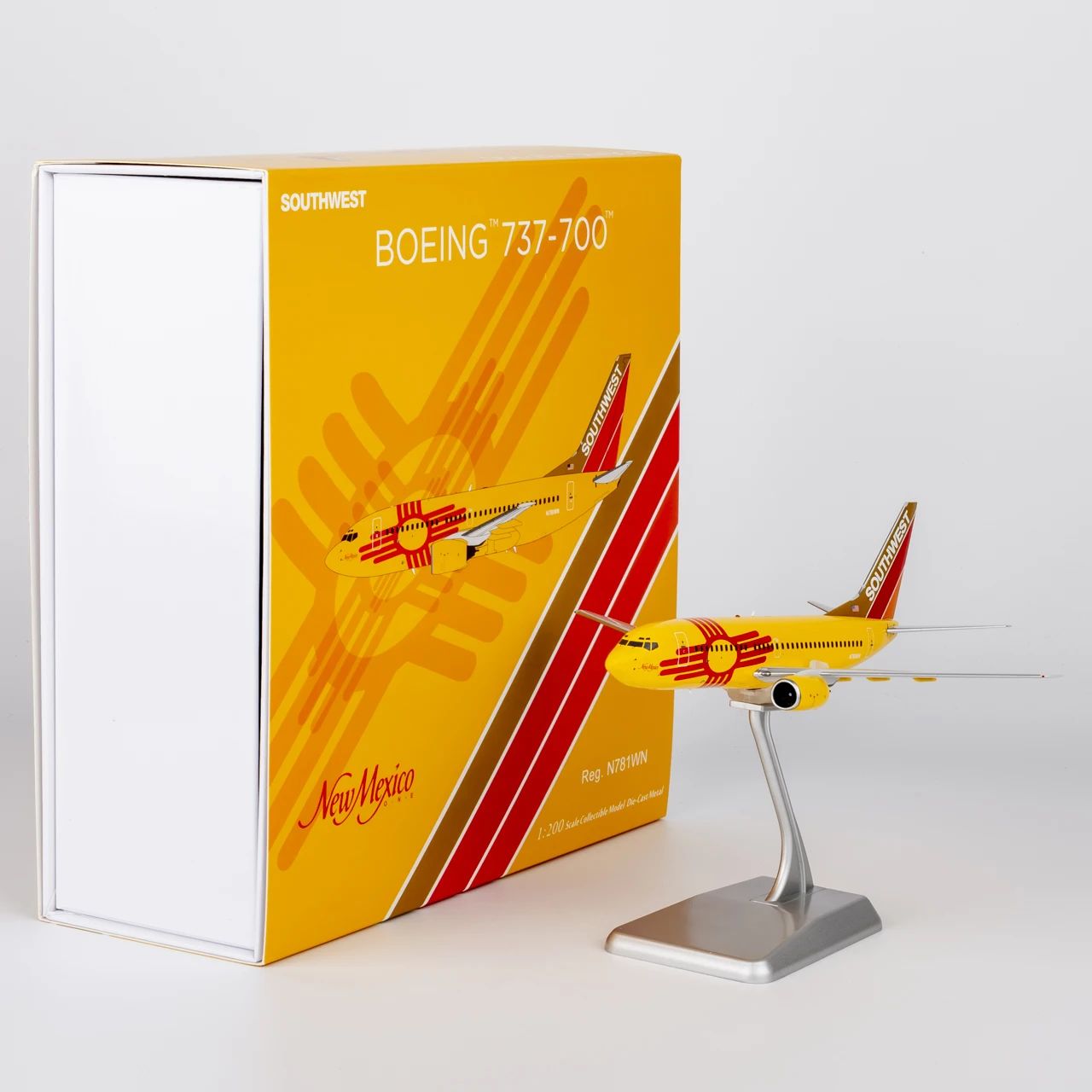 

05039 Alloy Collectible Plane Gift NG Models 1:200 Southwest Airlines Boeing B737-700 Diecast Aircraft Jet Model N781WN
