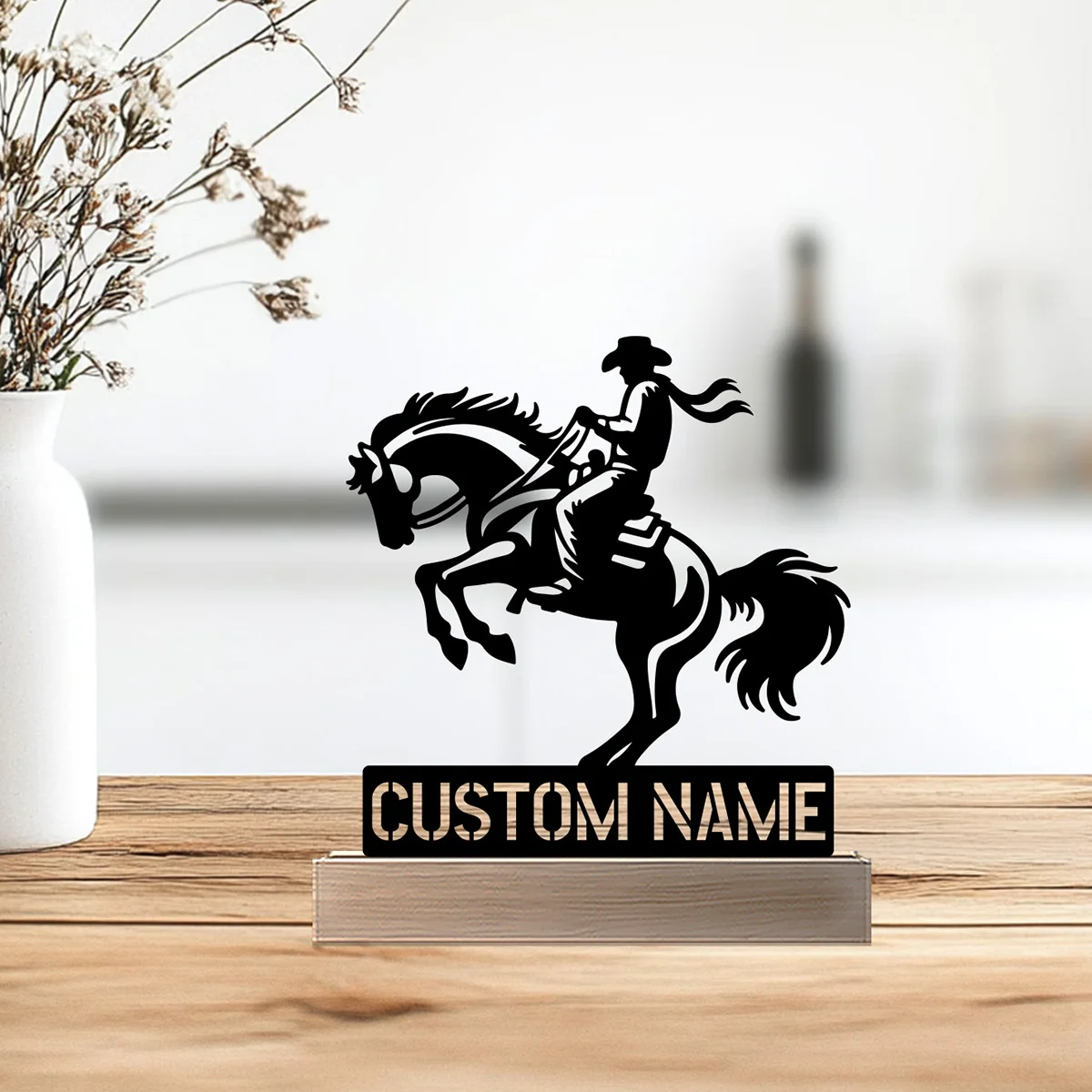 1pc Moderna Underling Nome personalizzato Statua in metallo con base in legno Ornamento in ferro Scultura in latta Artigianato d'arte con base in legno