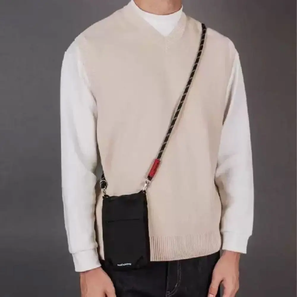 

Oxford Cloth Travel Passport Holder Korean Style Causal Crossbody Bag Solid Color Large Capacity Sports Shoulder Bag Female