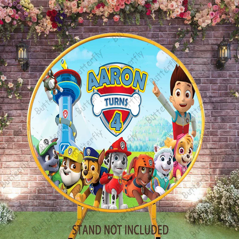 Round Backdrop Dogs…