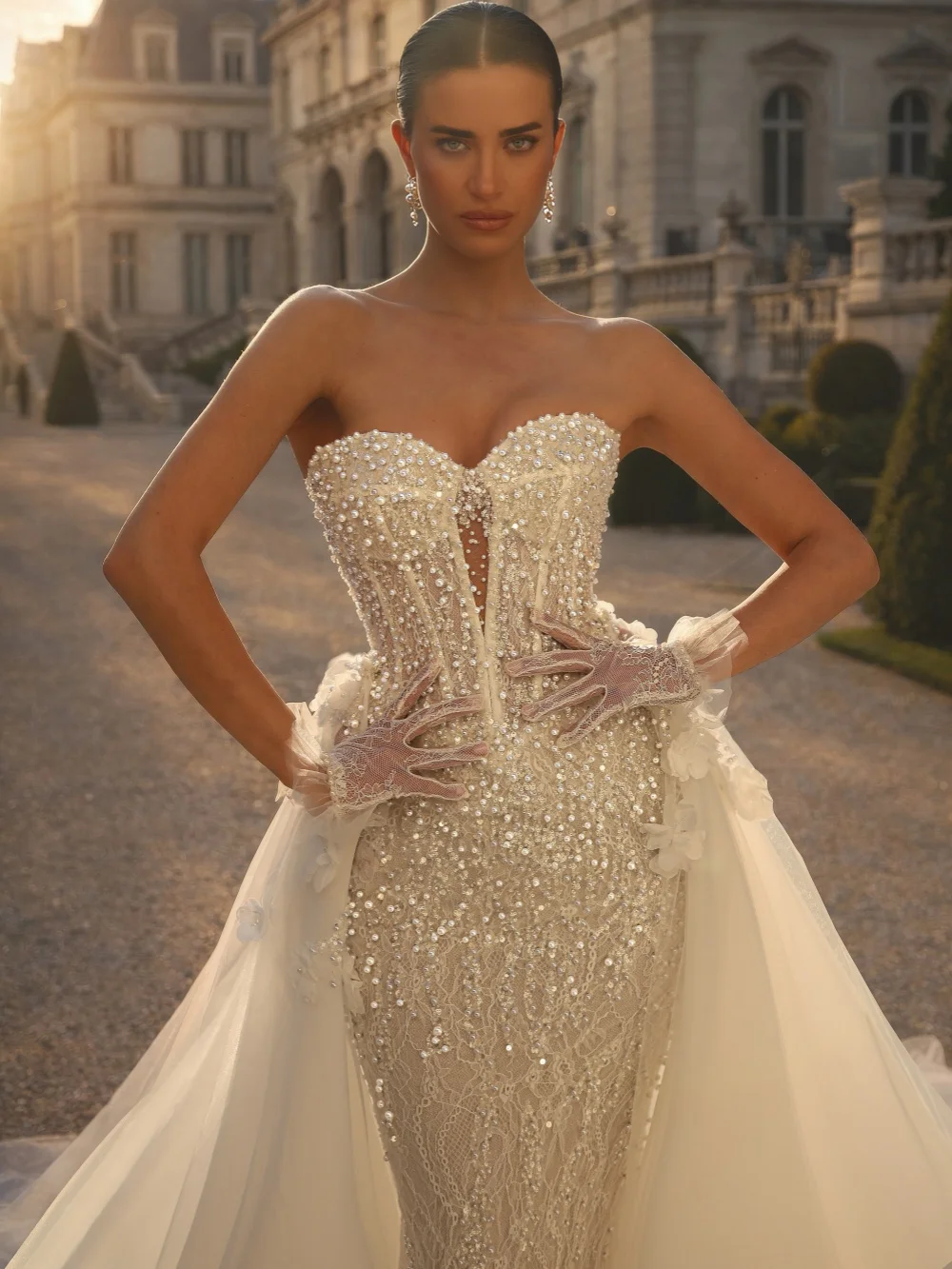 Detachable Train Opulent Pearls Wedding Dress Romantic Sweetheart Neck Bridal Gown Customized Ivory Mermaid Dresses For Bride