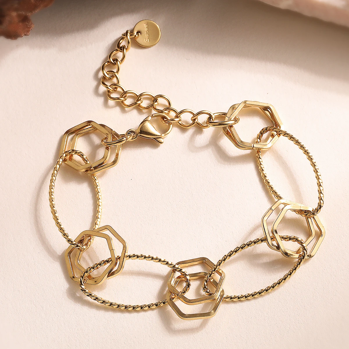 New Arrival 316L Stainless Steel Interlocking Hexagon Link Bracelet 2 Tones Gold Silver Large Geometric Stackable Jewelry