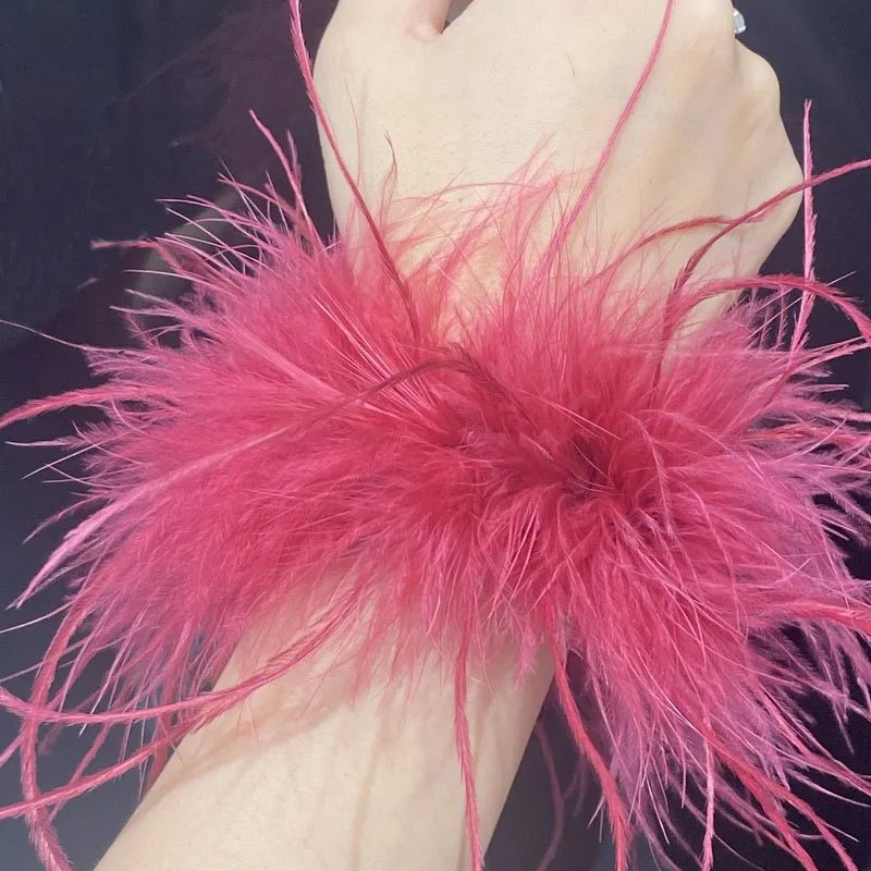 

Real Ostrich feather cuff plumes bracelet for women white Cuffs pens Shirt with feathers girls fur cuffs ornament boa plume