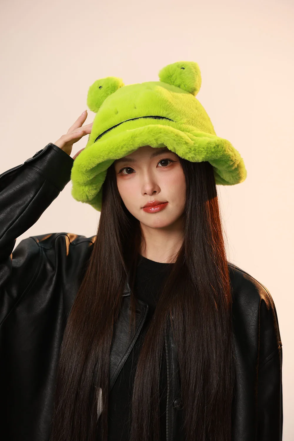 New Green Frog Wome…