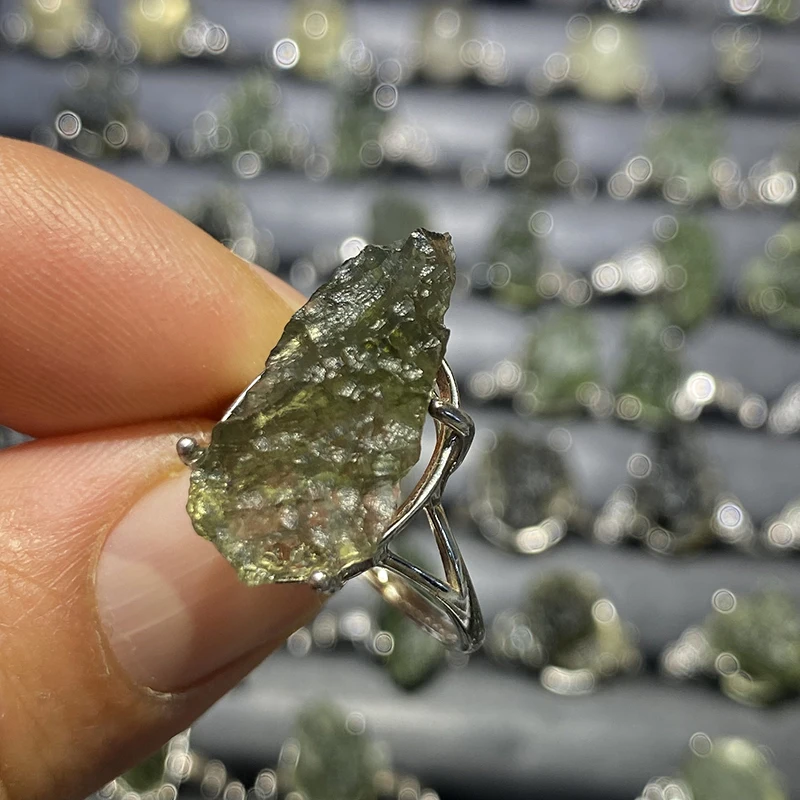 Unit One Piece 925 Silver With Natural Moldavite Rough Free Gemstone Jewelry Finger-Rings For Gift