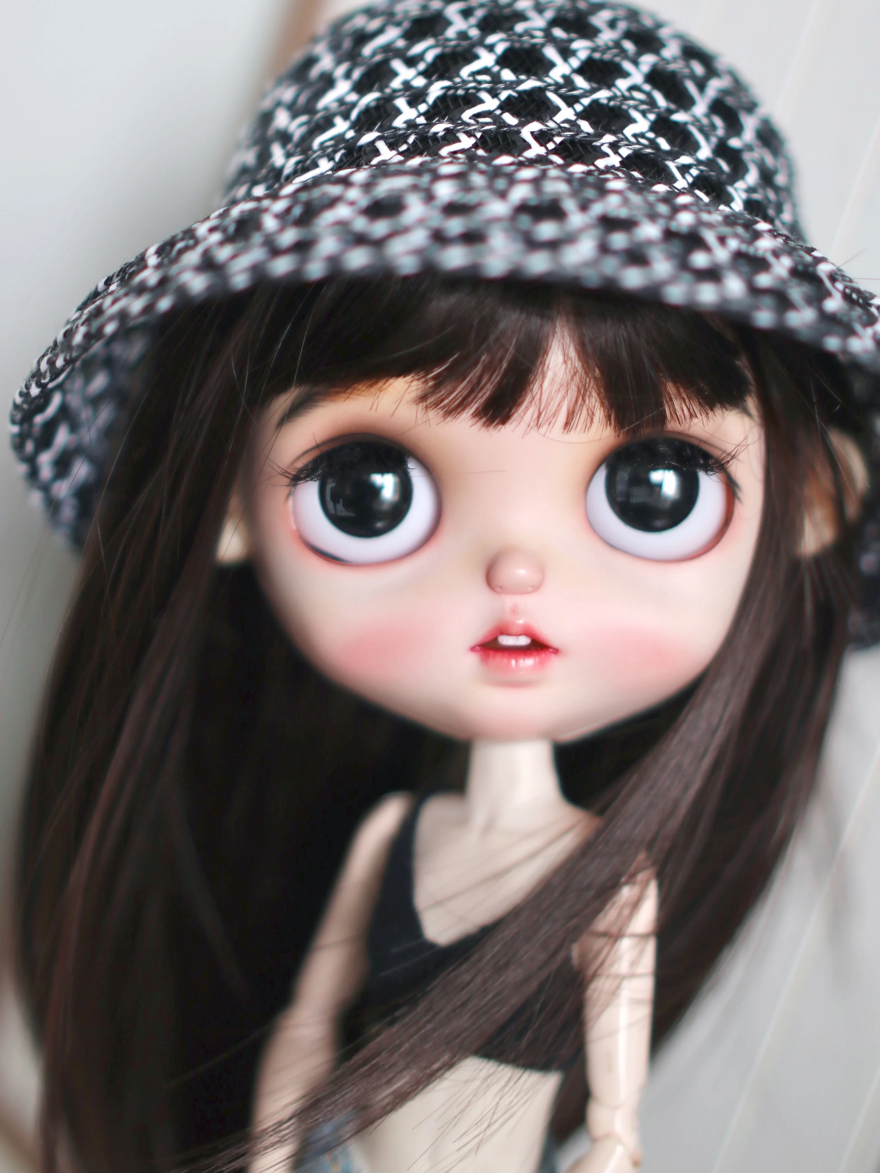 

Blythes doll accessories fit in 1/6 9-10in size fashion new fisherman hat basin hat sunshade hat black and white patchwork hat