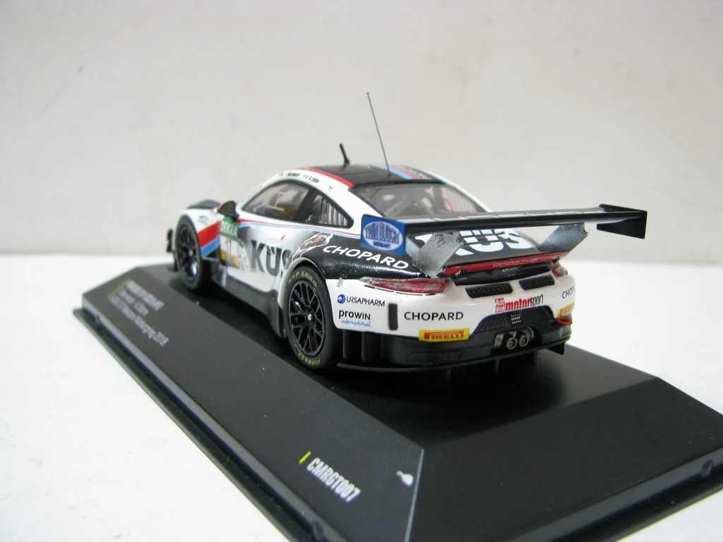 Moulé sous pression échelle 1:43 IXO PORSCHE 911 GT3 R # 17 2018 CMRGT007 modèle de voiture en alliage jouet à collectionner cadeau Souvenir affichage ornement