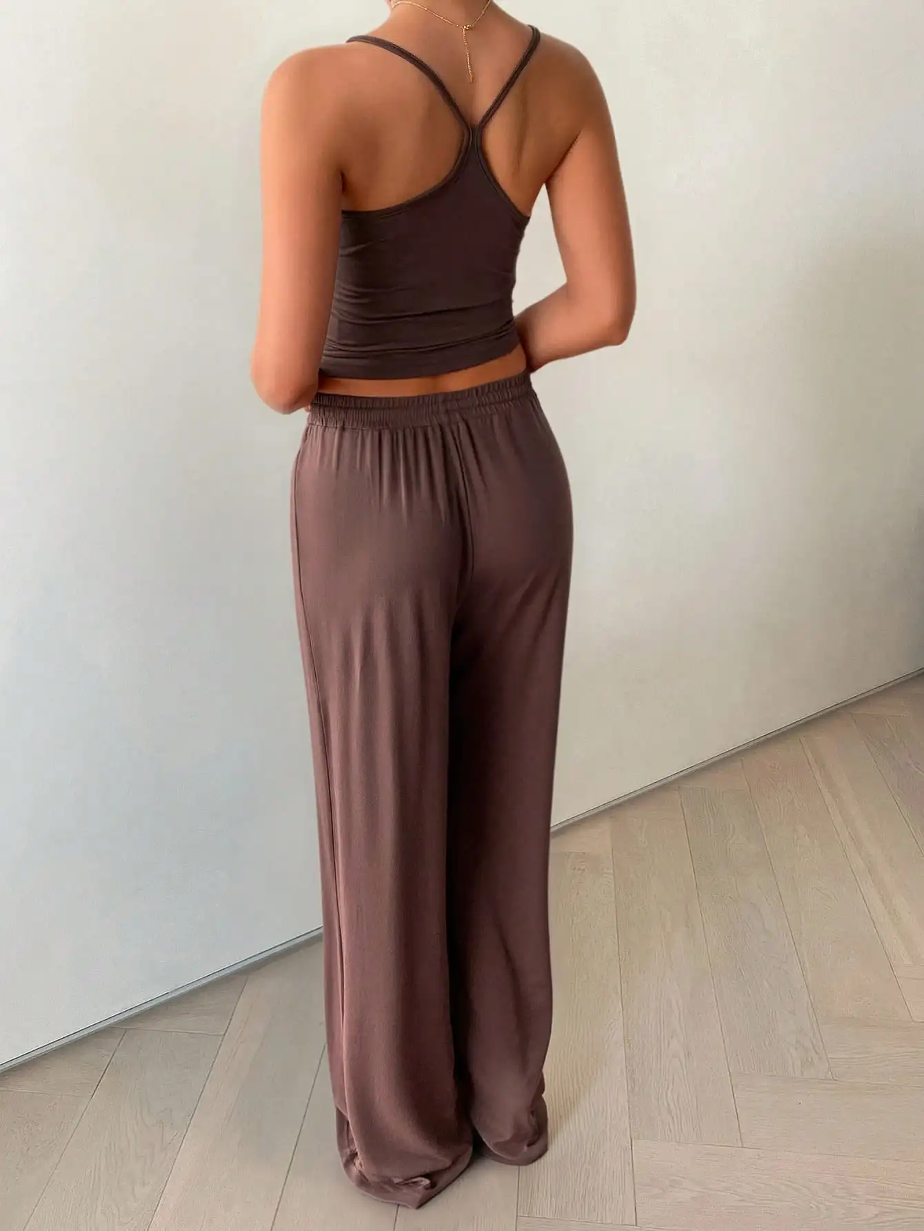

Women's Sexy Casual Deep V Backless Camisole And Loose Straight Leg Pants 2 Piece Set