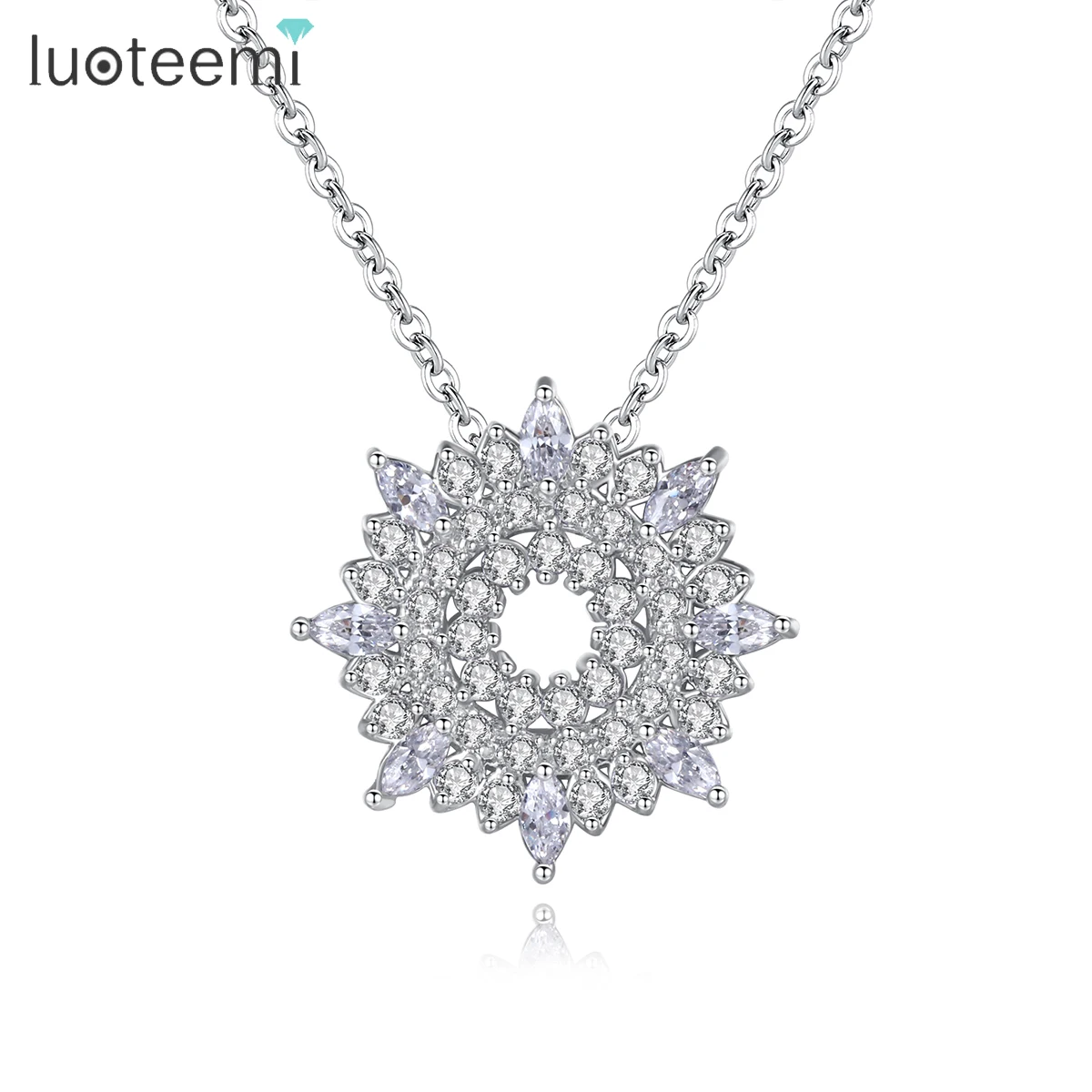 LUOTEEMI Winter Snowflake Full Cubic Zircon Paved Necklace for Women Girl Party Korean Fashion Trendy Jewelry Christmas Gifts