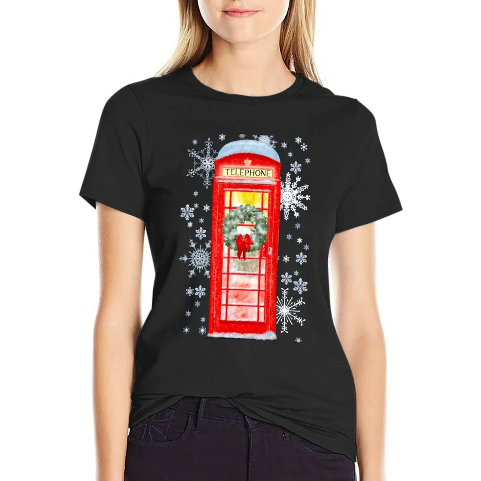 British Red Telephone Box In Falling Christmas Snow T-Shirt Blouse Aesthetic clothing Women t shirt