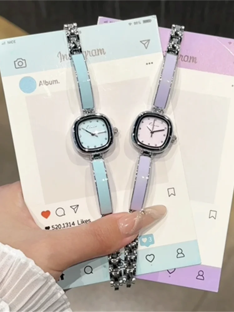 Nuovo orologio da donna elegante ed elegante Orologio da polso da donna artistico piccolo e squisito Orologio in acciaio inossidabileAccessori per orologi.