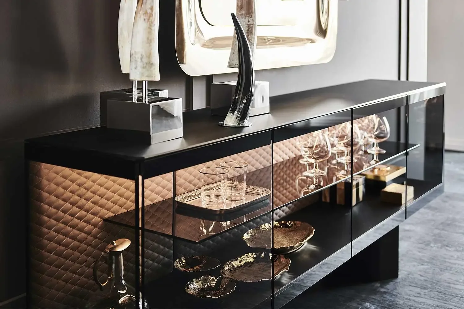 Customized Dining Room Side Cabinet Storage Cabinet For Italian Villa Light Luxury Minimalist Restaurant Sideboard