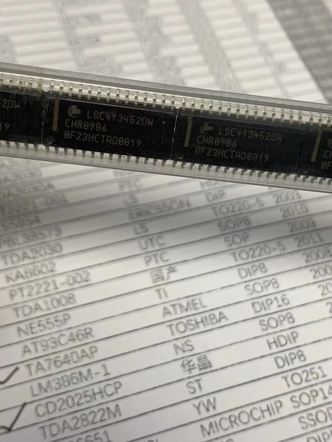 

LSC413452DW （1pcs）Electronic Component Chip IC Integrated Circuit Spot