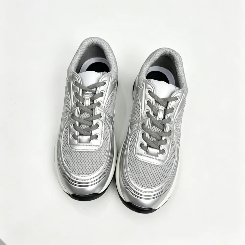 Neutral Lightweight Sports Shoes And Casual Shoes Are Comfortable And Lightweight To Wear_vogvips.com