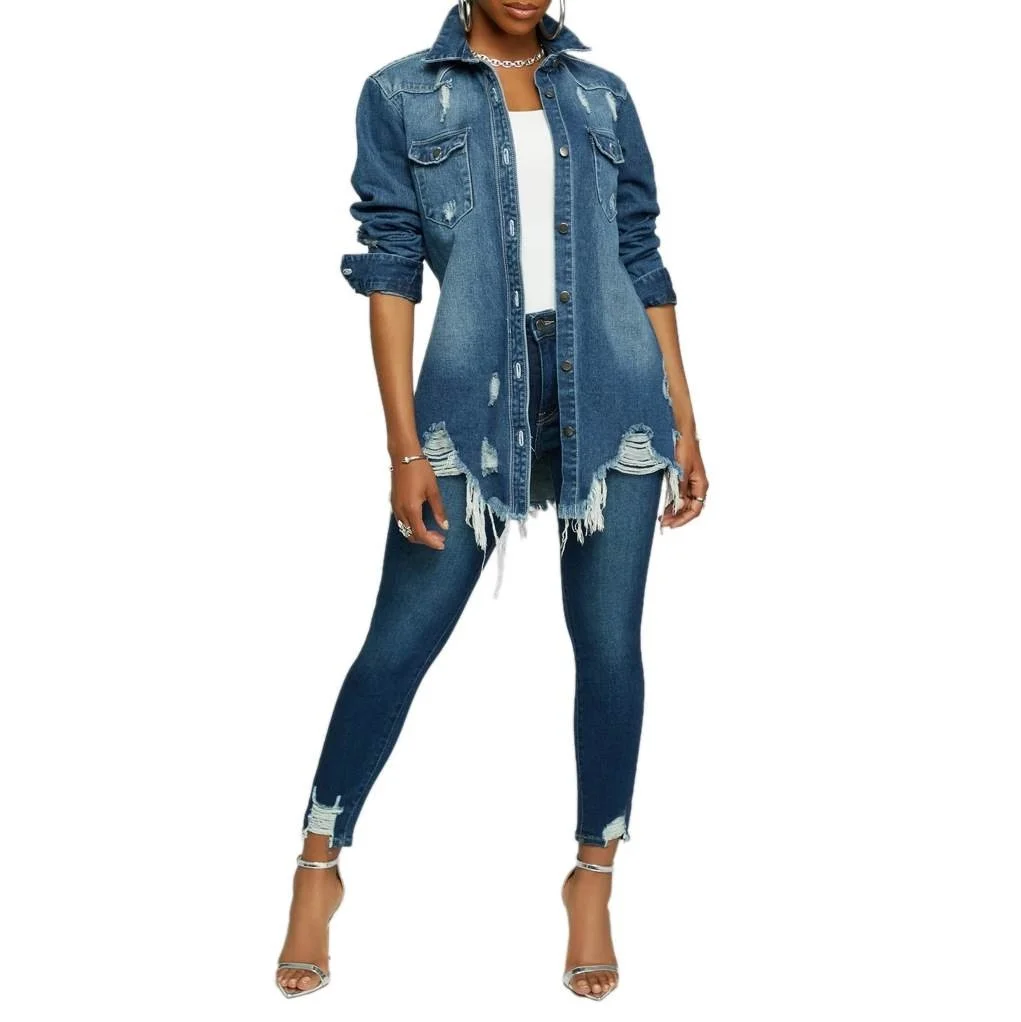 セクシーでファッショナブルな女性のデニムジャケット 2023 春ルーズフィット長袖ソリッドカラークラシックカラーショートアウター