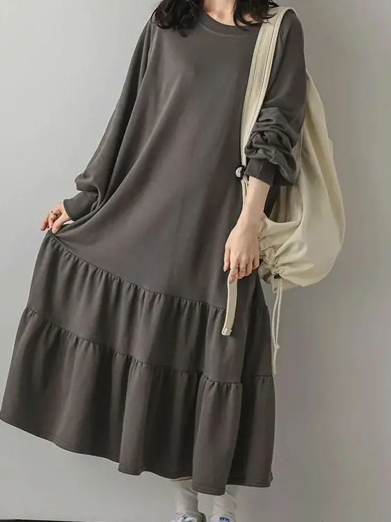 Autumn Winter plus Size Loose Fleece Long Sleeve Dress with Patchwork And Lace Hem A-Line Sweatshirt Dress Casual Style