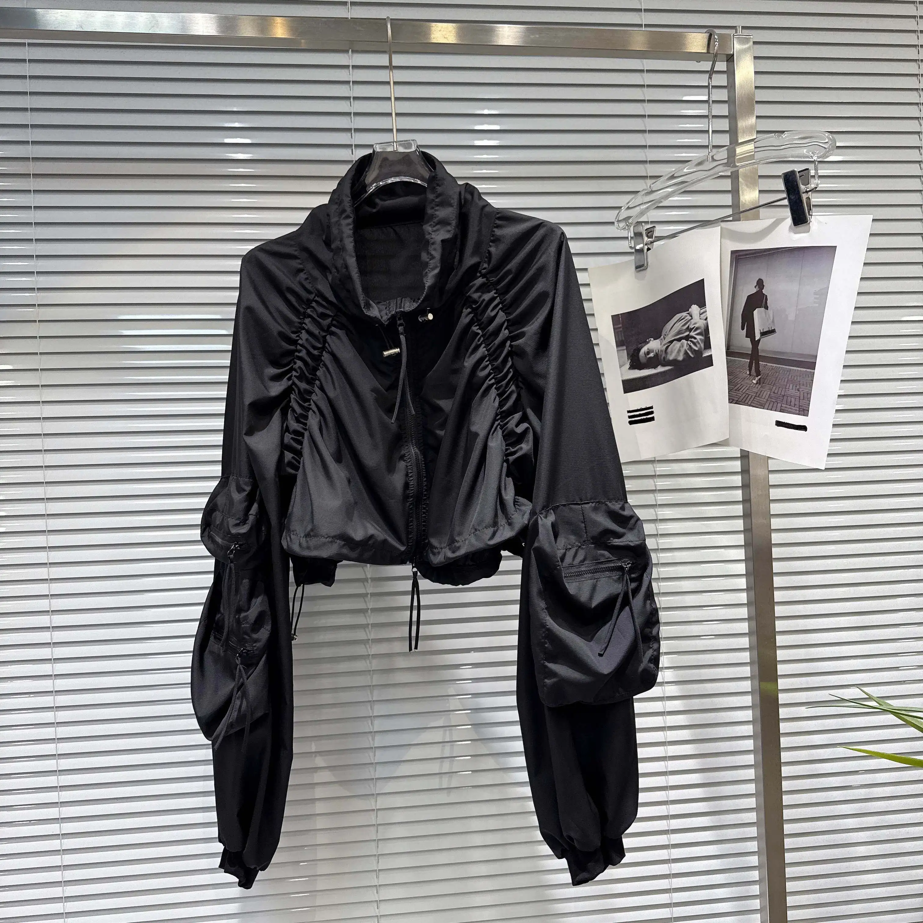 Spring and Autumn New Street Hot Girl Jacket with Large Pocket Sleeves Drawstring Strap Top Short Coat Women's Jacket