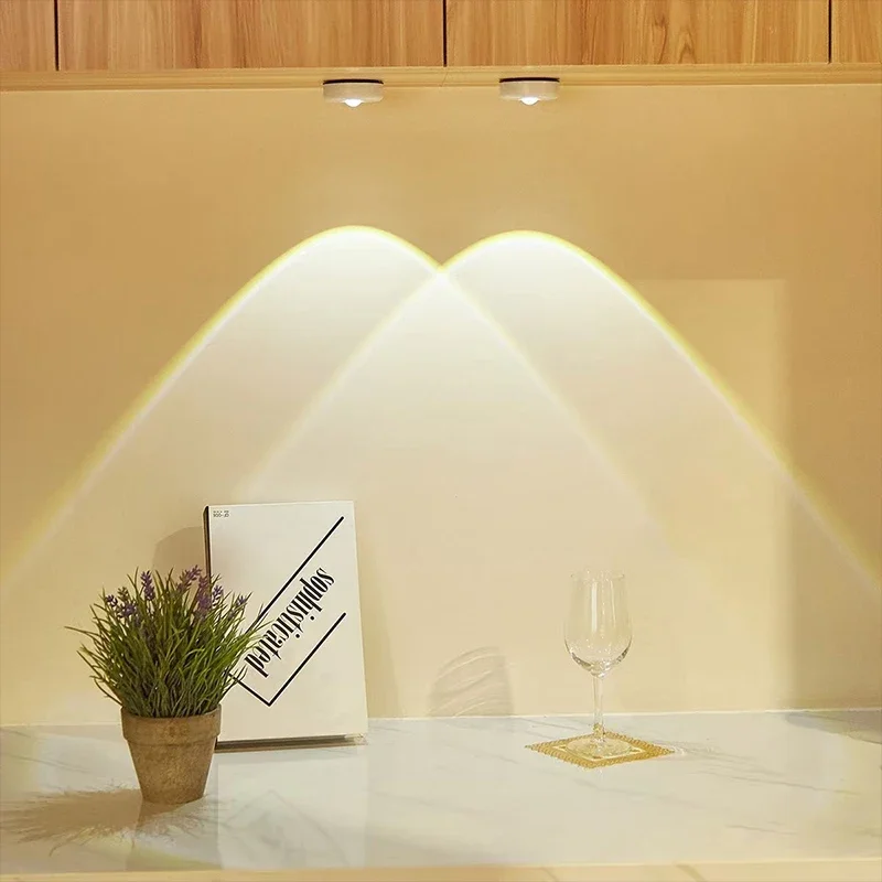 

LED Night Light, USB-Rechargeable, with 3 Adjustable Light Colors - Perfect for the Living Room and Bedroom