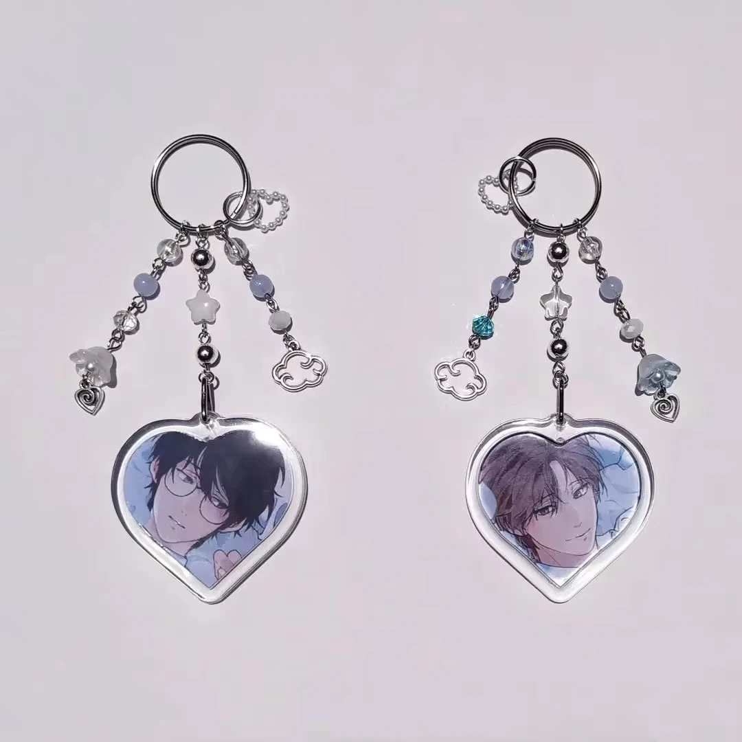 Niedlicher Herz-Acryl-Schlüsselanhänger Anime-Charakter Handgefertigter Perlen-Taschenanhänger Stern-Wolken-Glocken-Anhänger Geschenk für Manga-Fans Mädchen