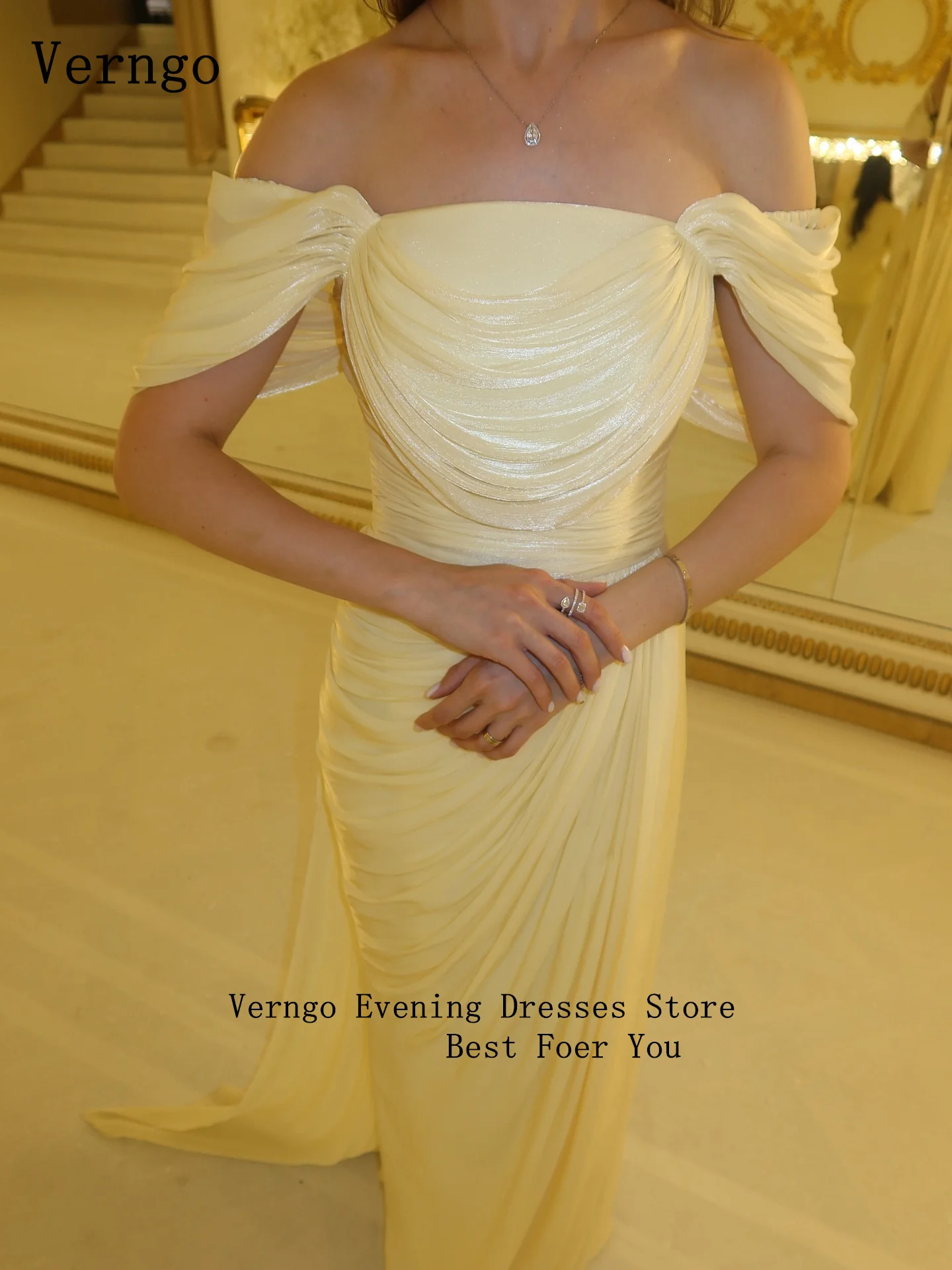 Verngo Abito da sera in raso giallo lucido con spalle scoperte Abiti da cerimonia formale a sirena Organtin Abito da ballo in cristallo personalizzato