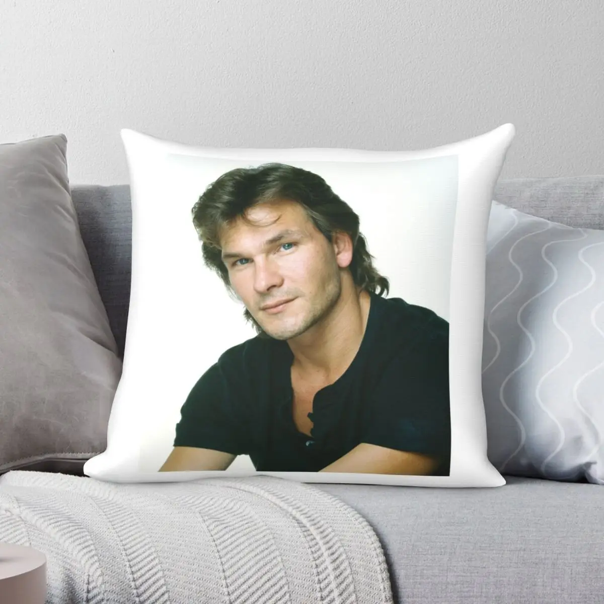 

Patrick Swayze Pillowcase Polyester Linen Velvet Printed Zip Decor Room Cushion Cover 18"