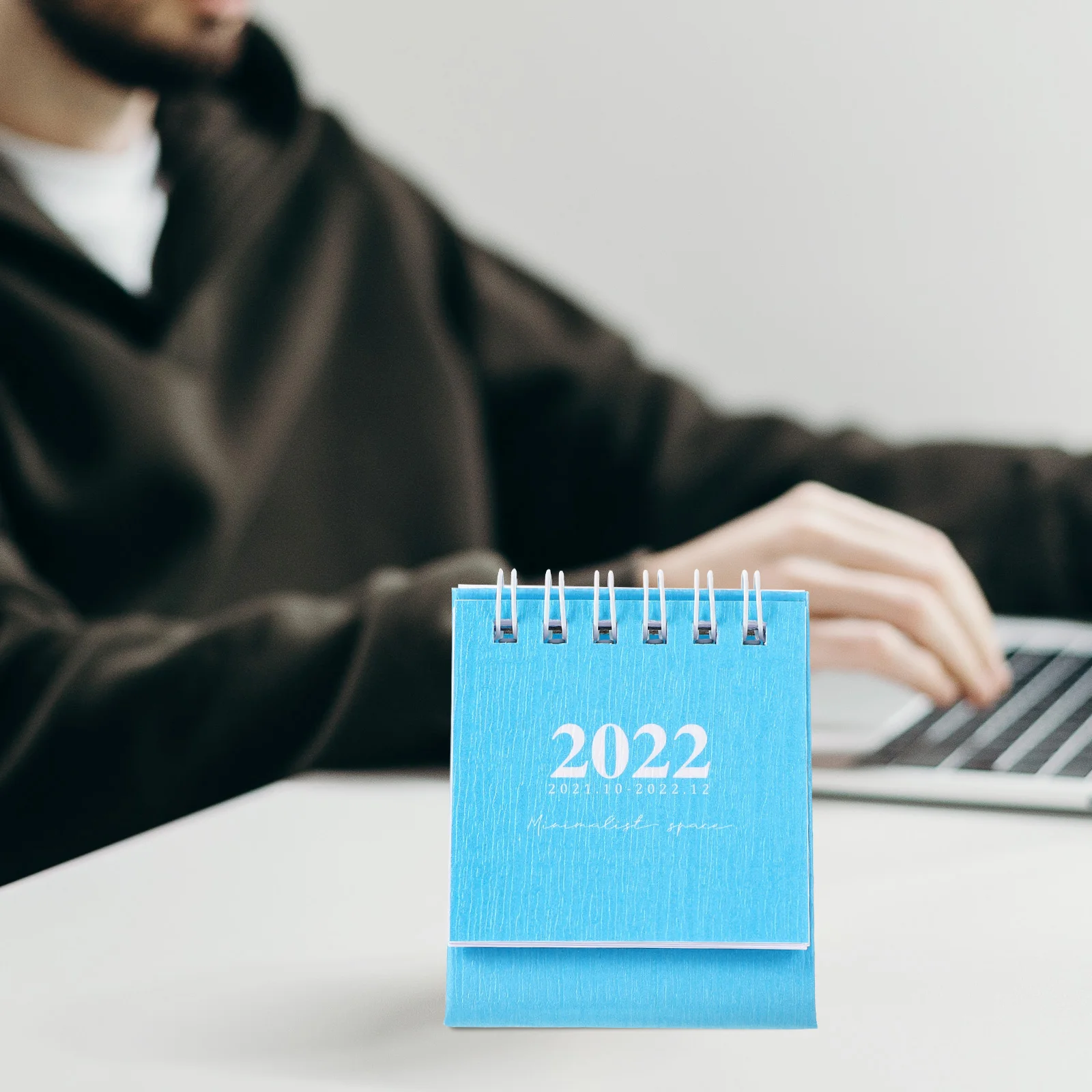 

2 Pcs Simple Mini Desk Calendar Office Desktop Decoration Table Ornament 2022 Paper Calendars Notebook Home