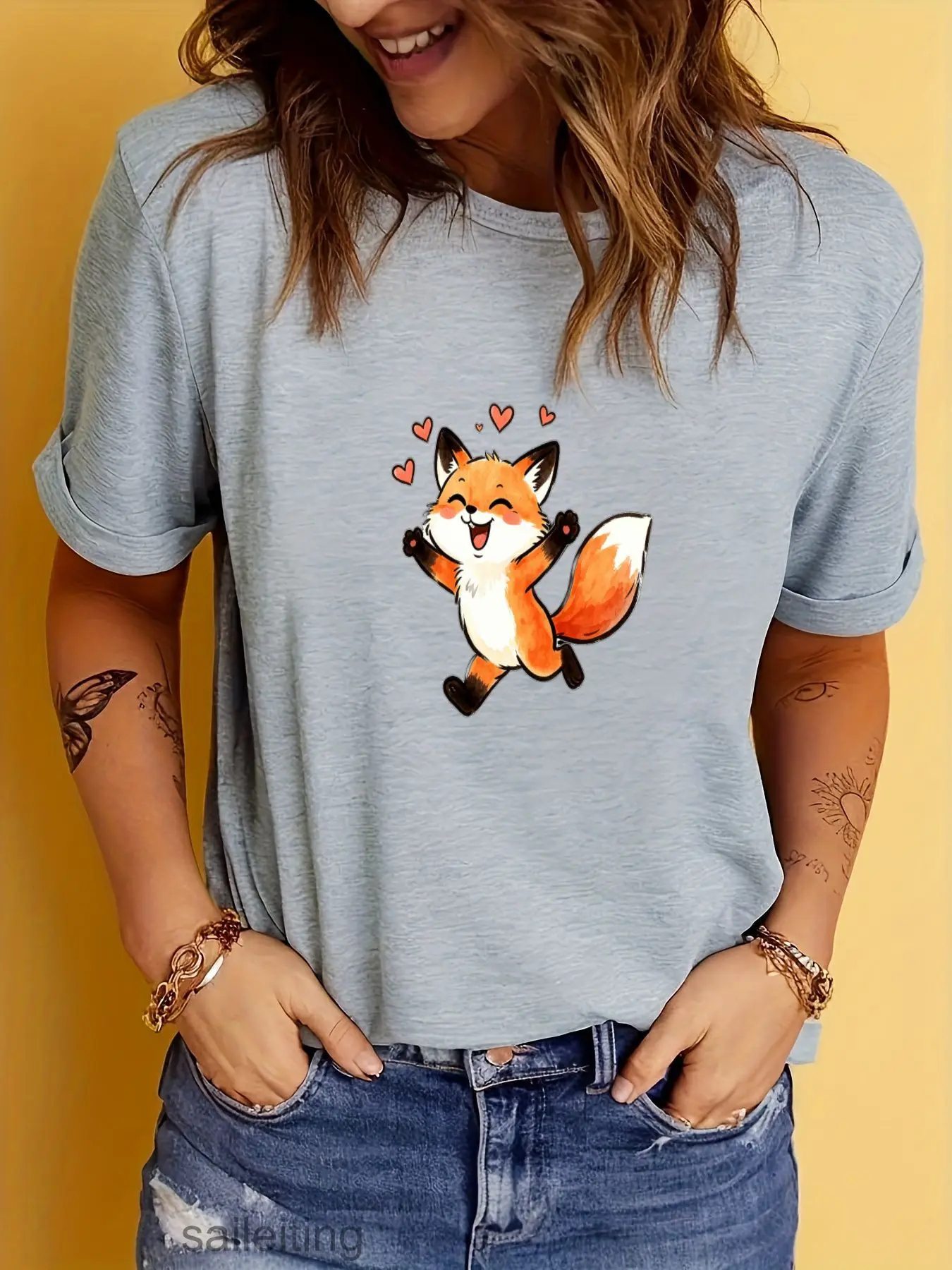 Adorable Fox Cartoon Print T-Shirt Women Men Short Sleeve Summer Breathable Casual Tee Cute Waving Animal Design with Hearts