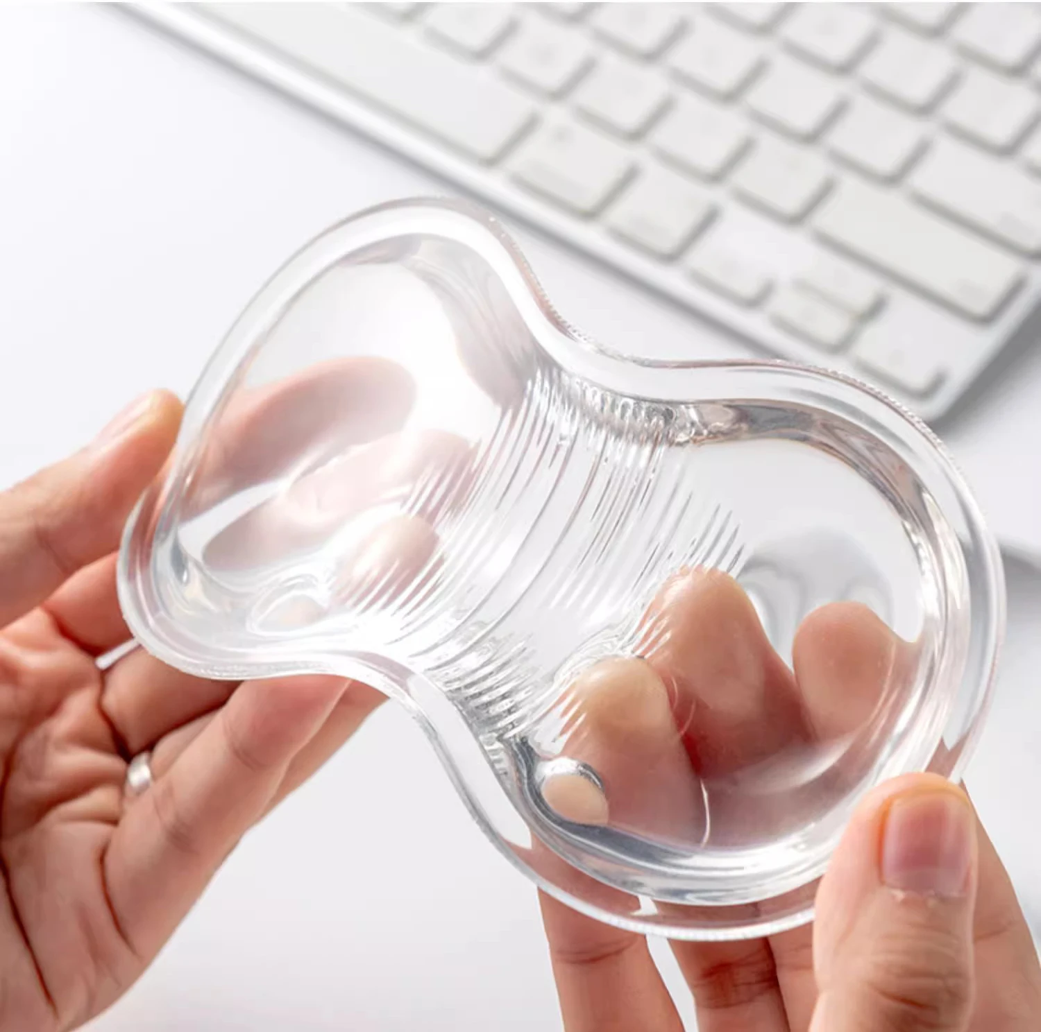 แผ่นรองเมาส์ ซิลิโคนกันลื่น สายรัดข้อมือโปร่งใส รองรับแผ่นรองเมมโมรี่ แผ่นรองข้อมือ คอมพิวเตอร์ แล็ปท็อป คีย์บอร์ด