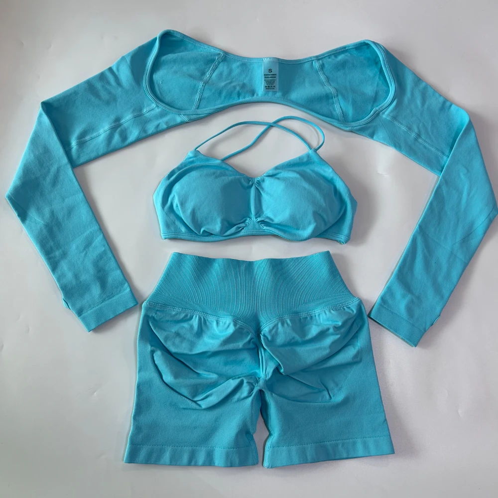 Pericic 3-teiliges Gym-Set Nahtloses Yoga-Set Damen Gym-Top Cross-Waist-Shorts Langarm-Oberteil Fitness-BH Sportanzug Workout-Set – Detail 10