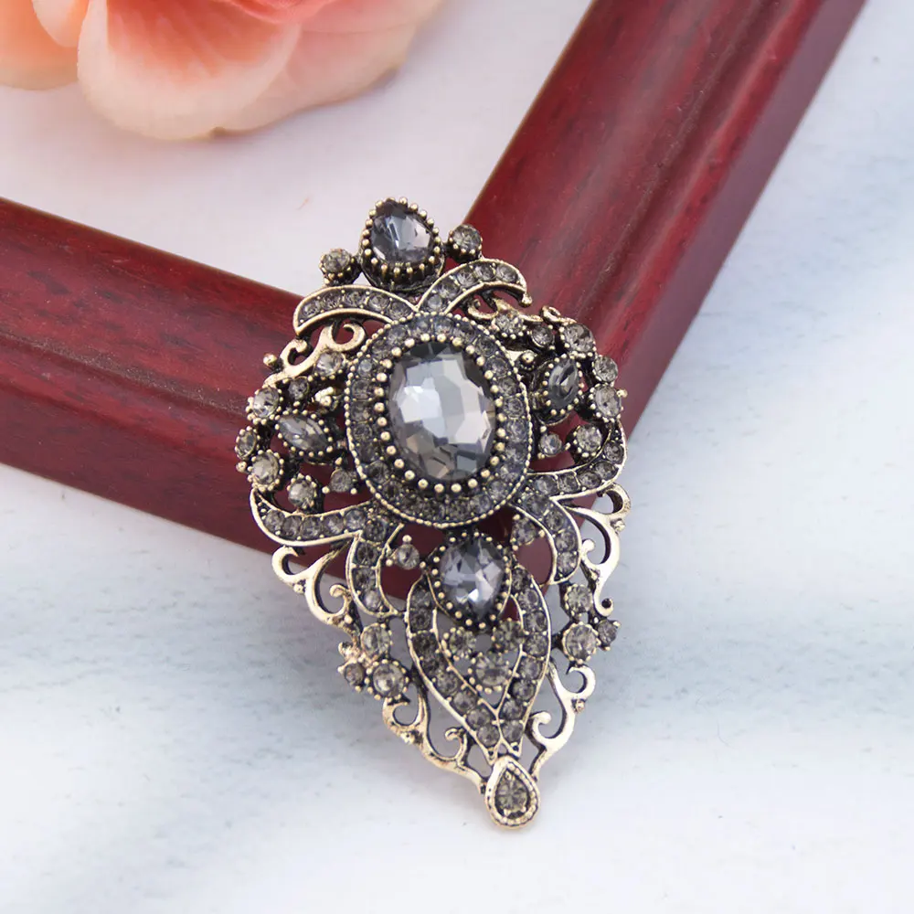 Sunspicems Retro Vintage Indian Turkish Women Brooch Gray Crystal Hijab Lapel Pins Antique Gold Color Arabic Bridal Jewelry