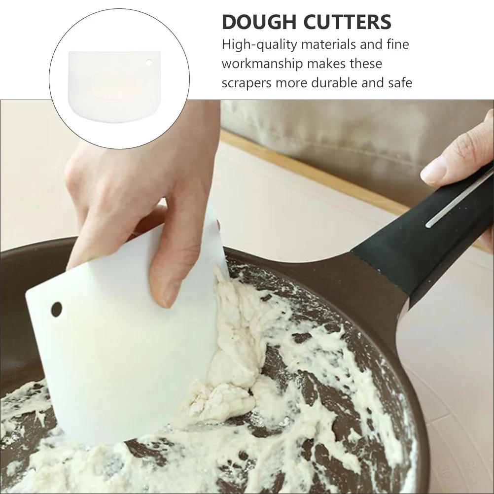 

4pcs Plastic Trapezoid Butter Scrapers Dough Cutting Tools Baking Spatula For Cake Decorating Cream Smoothing Steamed Vermicelli
