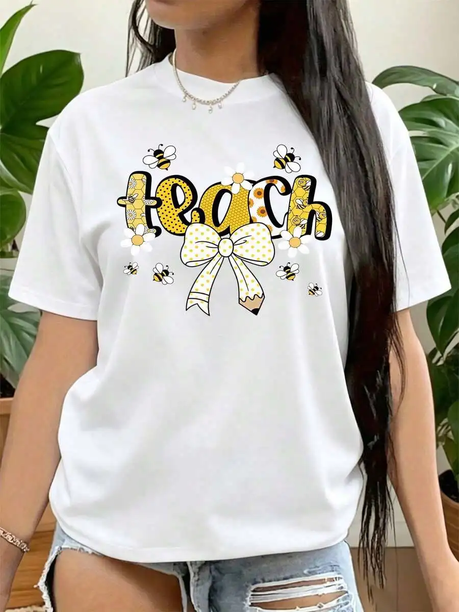 Casual Sports Plus Size Women Short Sleeve T‑Shirt, Teacher Appreciation Bee Floral Print Crew Neck White Tee For School Classroom Daily Outfit