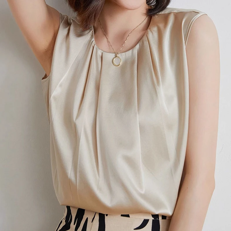 Satin Spaghetti Strap Shirts Women Sleeveless Summer O-Neck Tank Tops Loose Casual Sexy Blouse 2025 New Korean Fashion Shirts