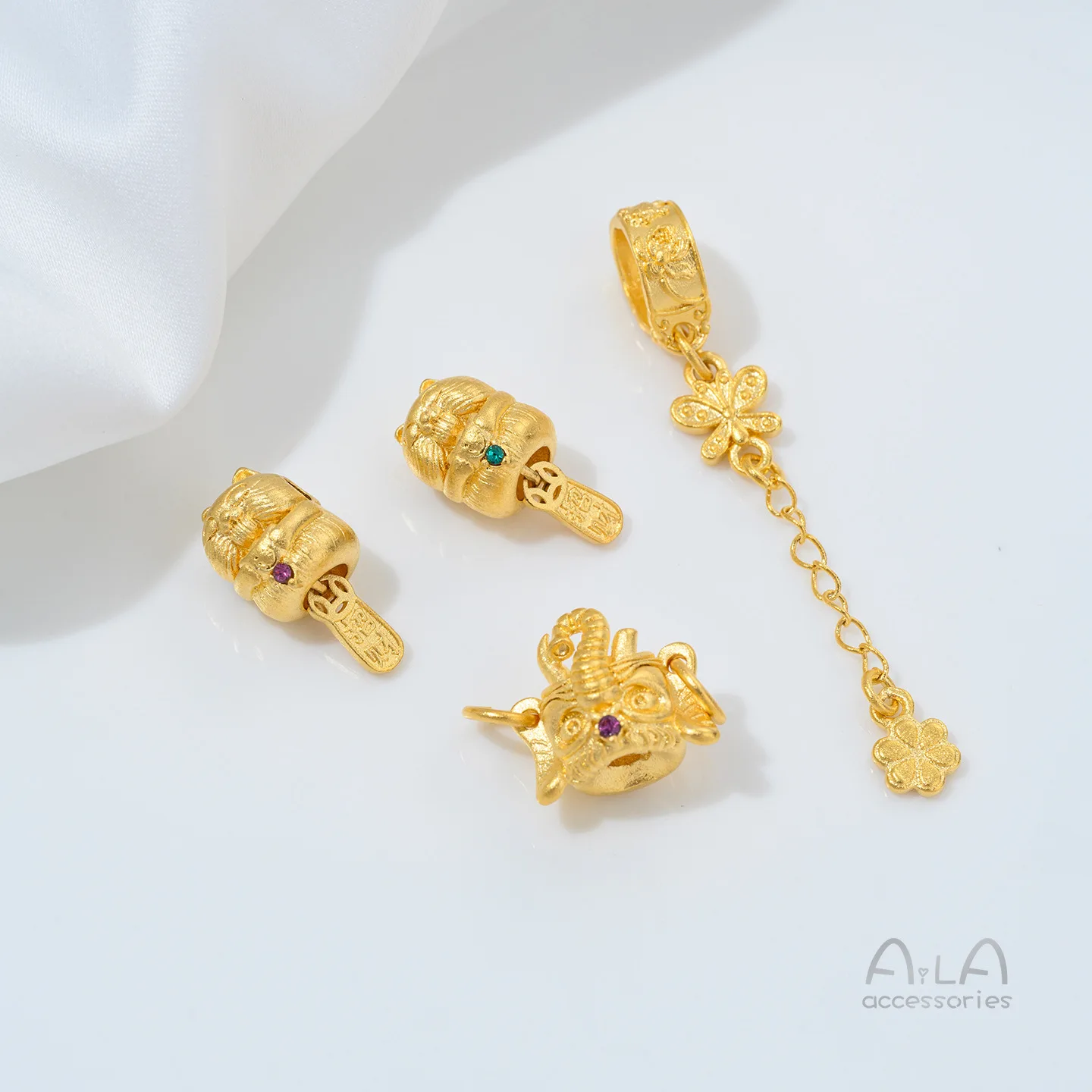 Copper-plated 24K Real Gold Baby Elephant Whale Lucky Bag Pendant Inlaid With Zircon Lucky Cat Beaded DIY Jewelry Accessories