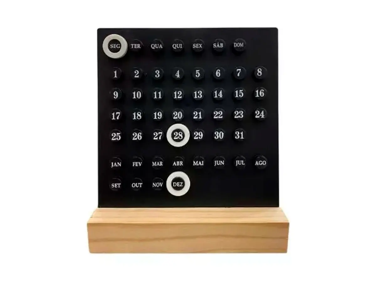 Calendário Permanente de Plástico Base de Madeira