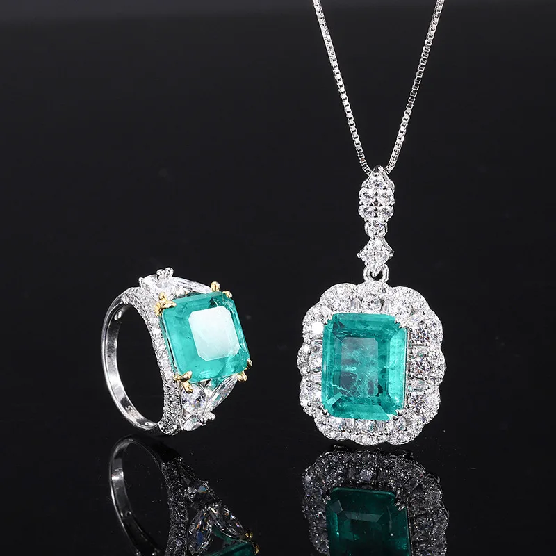 18K Gold Set with PT950 Platinum Wood Green Emerald Retro Style Bottom Pendant Ring Set