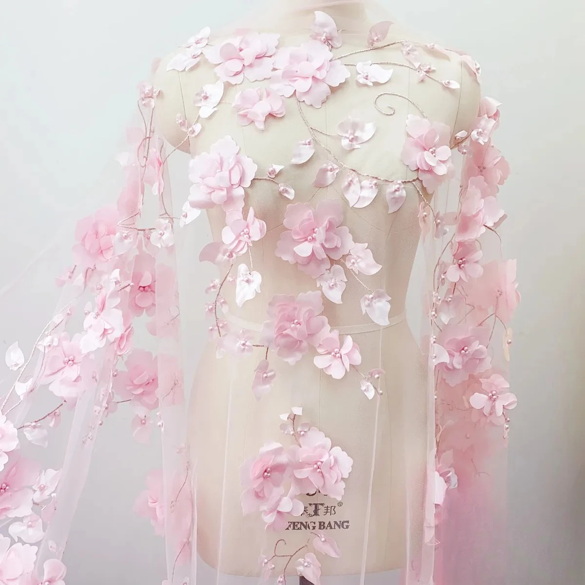 

High Quality Wedding Dress Fabric: Multi-layer Three-dimensional Lace, Exquisite Embroidery and Bead Embellishment Accessories