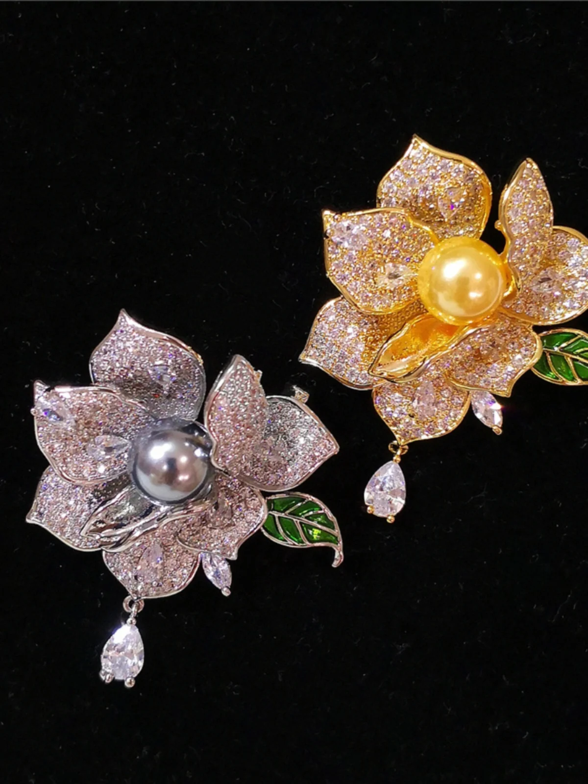 Gorgeous Exquisite Micro-zircon Vintage Brooch Sunflower Wings Tassel Fan-shape Drop Pearl Corsage Temperament Accessories Gift