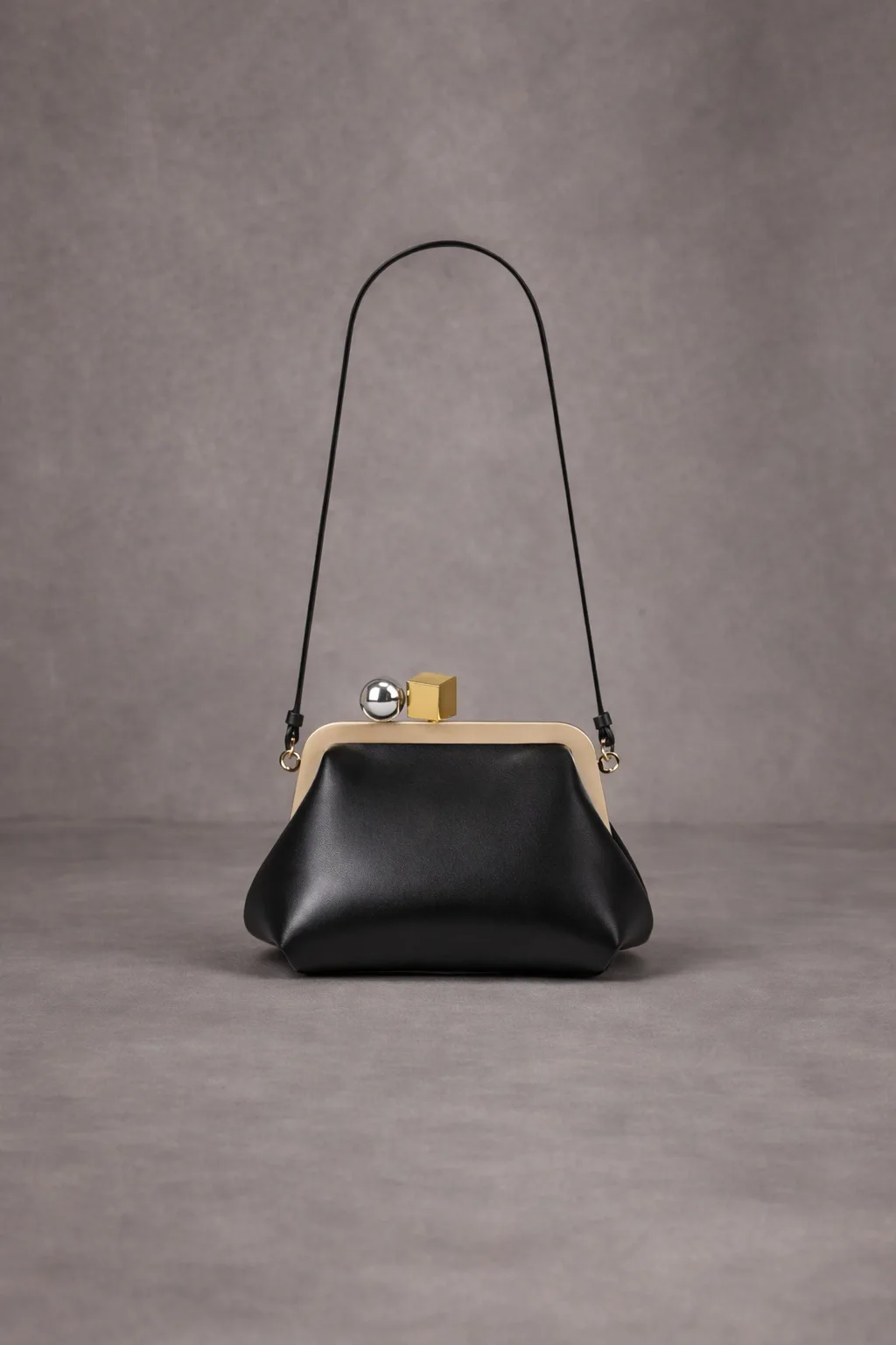 Klassieke designer Parijse mode luiertas met grote capaciteit voor dames, elegante lederen minimalistische vrijetijds- en zakelijke perfecte tote bag