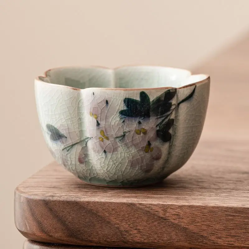 

Ice Cracked Glazed Hand-Painted Magnolia Host Cup, Chinese Ceramic Kung Fu Tea Set, Teacup