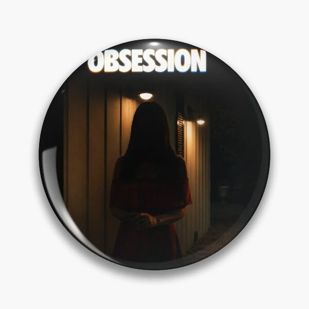 Obsession Movie Pin Holographic Star Heart Pin Brooches Laminated Button Fashion Accessory