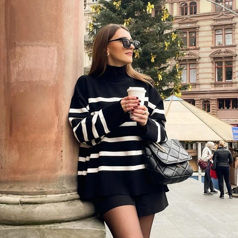 Zimowy czarno-biały sweter w paski damski Streetwear luźny sweter sweter topy damskie z długim rękawem swetry z dzianiny z golfem